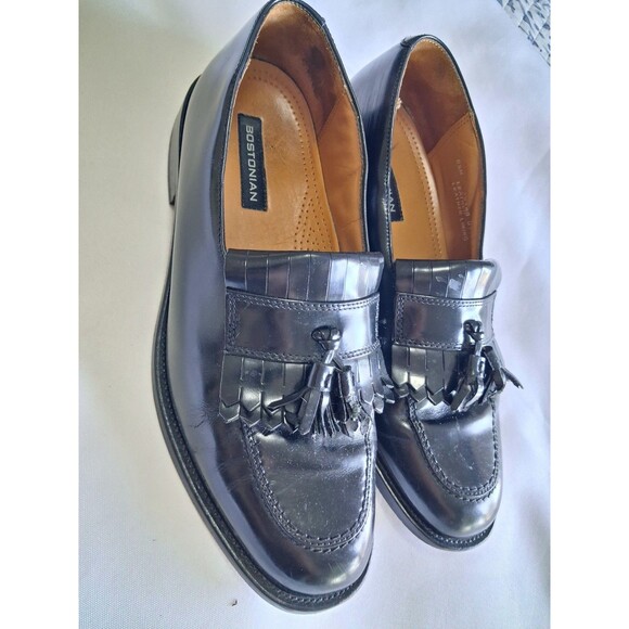 Bostonian Men's Black Leather Tassel Loafers Size 8.5 M - NEW - Picture 2 of 14